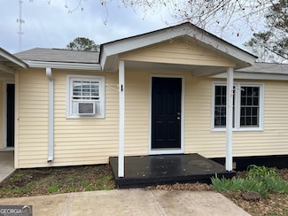 81 Langston Ave, Forsyth, GA 31029