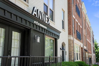 91 W Town St, Columbus, OH 43215