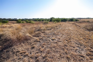 6868 Pfeil Rd, Selma, TX 78154