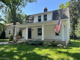 4476 Summit St, Willoughby, OH 44094