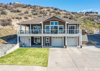 120 Madisen Ln, Chelan, WA 98816