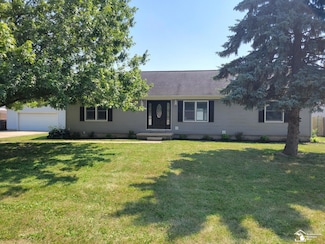 2844 1st St, Monroe, MI 48162