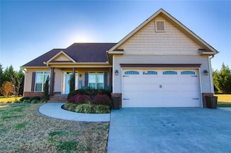 7006 Rock Pointe Place, Liberty, NC 27298