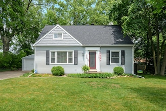 1016 Parker Ave, Kalamazoo, MI 49008