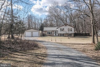 448 Duncan Field Ln, Charles Town, WV 25414