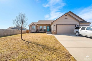 4596 Camphor Cir, Manhattan, KS 66502