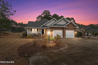 207 Baroney Place Dr, Sunset Beach, NC 28468