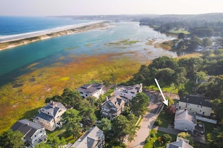 5 Beach Plum Ln, Ogunquit, ME 03907