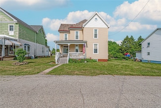 18 4th Ave, Scottdale, PA 15683