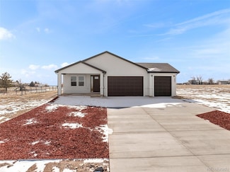 922 E Parkrose Dr, Pueblo West, CO 81007