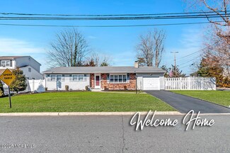 275 Huxley Dr, Brick, NJ 08723