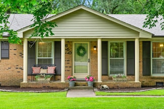 650 Pollard Rd, Clarksville, TN 37042
