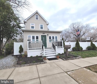 525 Wesley Ave, National Park, NJ 08063