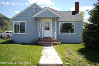 292 E 4th Ave, Afton, WY 83110