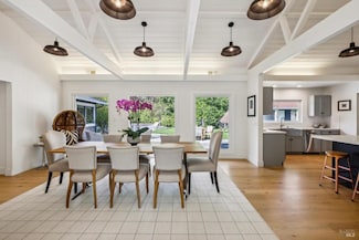 1423 Butterfield Rd, San Anselmo, CA 94960