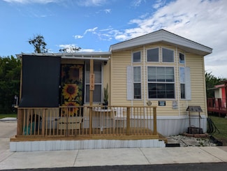 215 White Squirrel, Ruskin, FL 33570