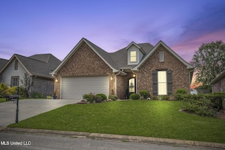 23 Callaway Ct, Hattiesburg, MS 39402