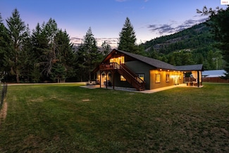 11605 N Boyer Rd, Sandpoint, ID 83864