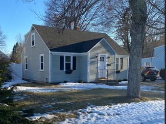 14 Abbott St, Merrimac, MA 01860