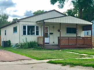 1416 W Willis Ave, Sioux City, IA 51103