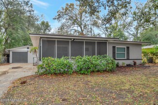 3652 Cedar Dr, Jacksonville, FL 32207