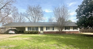 100 Ashley St, Cleveland, MS 38732