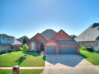 1117 Lindsey Ln, Moore, OK 73160
