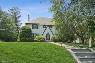 508 Park St, Montclair, NJ 07043