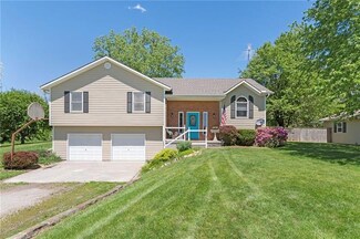 10218 NE 336th St, Cameron, MO 64429