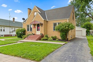 1144 Florence Ave, Galesburg, IL 61401