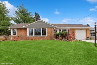 349 N Benton St, Palatine, IL 60067
