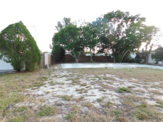 4208 Woodsville Dr, New Port Richey, FL 34652