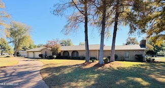 540 Hillcrest Cir, Cleveland, MS 38732