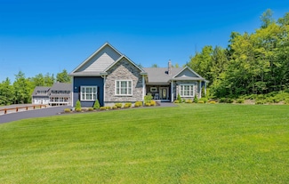 1108 Witchtrot Rd, Sanbornville, NH 03872