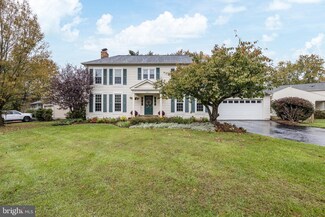 12673 Still Pond Ln, Herndon, VA 20171