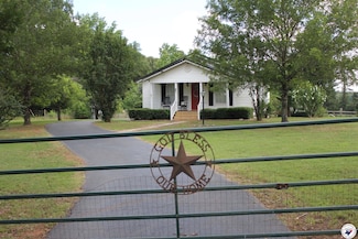 3610 Fm 249 E, Bloomburg, TX 75556
