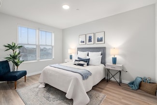 10 Somerset Ave Unit 201, Winthrop, MA 02152
