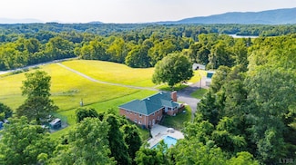 1314 Elon Rd, Madison Heights, VA 24572