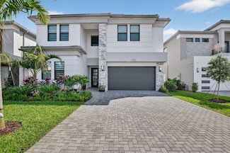 8366 Essex Country Club Dr, Boca Raton, FL 33434