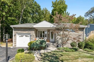 171 Jeffery Rd, Colonia, NJ 07067