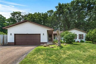 3427 Eddy Ln, Eau Claire, WI 54703