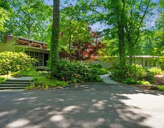 19 Twin Pond Ln, Lincoln, MA 01773