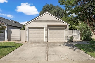 1749 Cape Cod Cir, Lodi, CA 95242