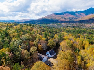 17 Ross Farm Rd, Albany, NH 03818