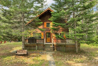 182 Tewksbury Dr, Tamworth, NH 03886