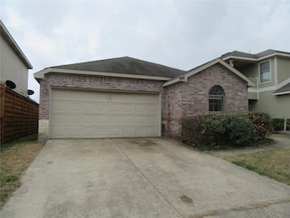 144 Cliff Heights Cir, Dallas, TX 75241