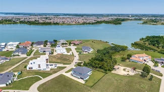 7281 Waters Edge Dr, the Colony, TX 75056