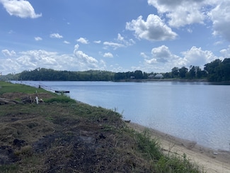 1765 Hardin Bottom River Rd, Clifton, TN 38425