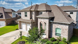 6822 Regal Lakes Dr, Katy, TX 77493
