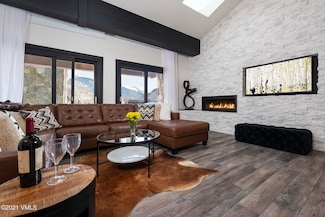 707 W Lionshead Cir Unit B6, Vail, CO 81657